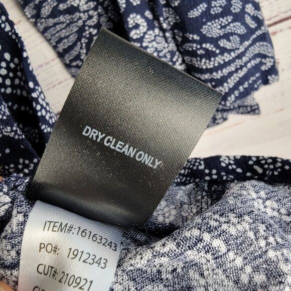 Torrid Navy Animal Print Crinkle Gauze Babydoll Top Size 2 2X 18-20 NWT - Picture 7 of 9